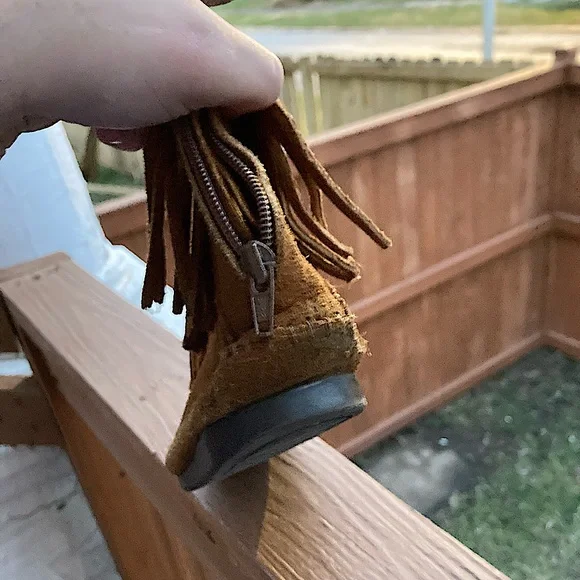 Genuine Minnetonka booties - Picture 7 of 8